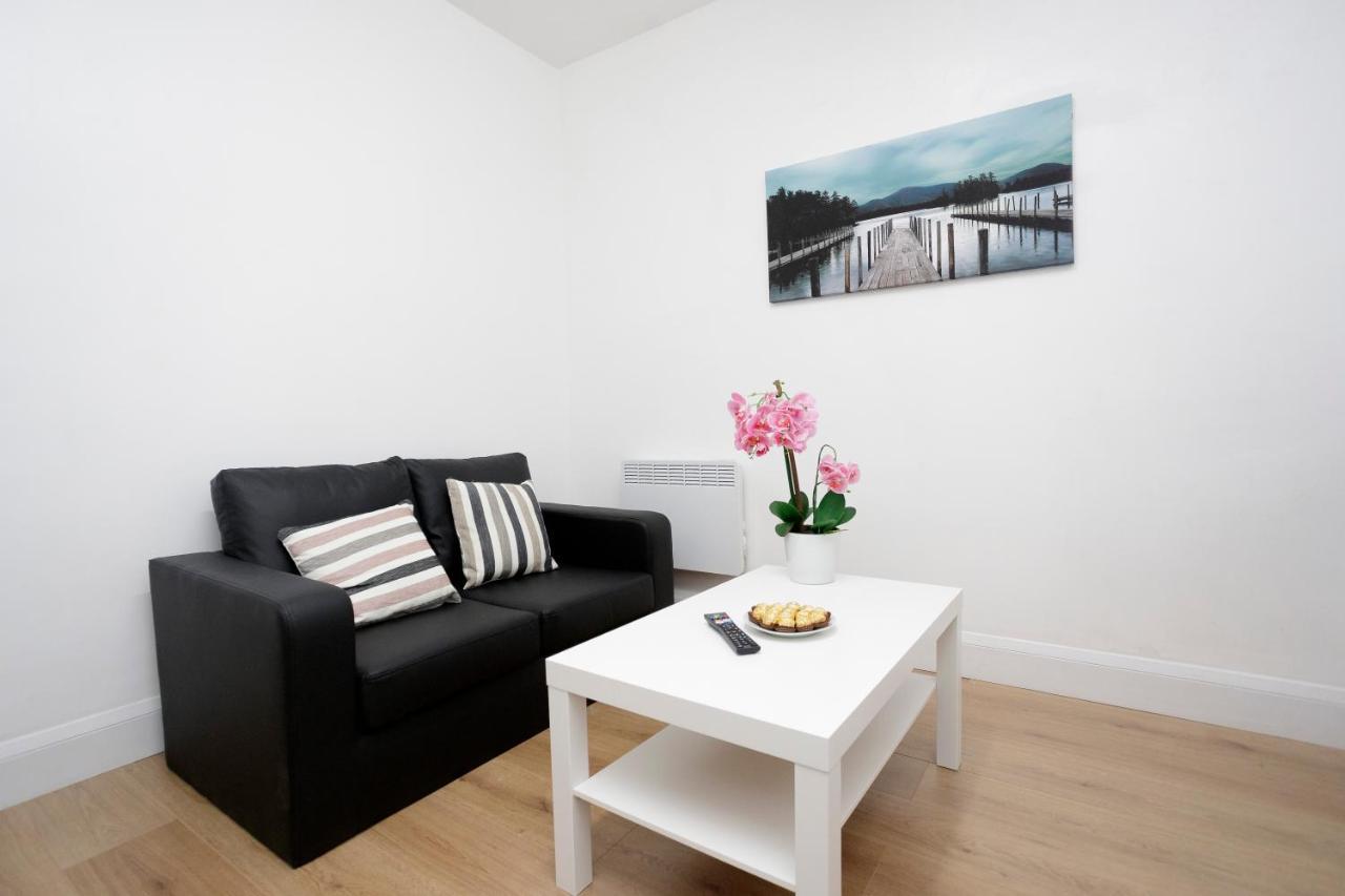 Kirkstall Serviced Apartments Leeds Leeds  Kültér fotó